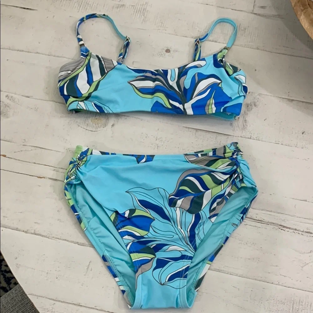 Beach House Blue Green Tropical Leaf Bikini Top SPF 50 NWT Medium